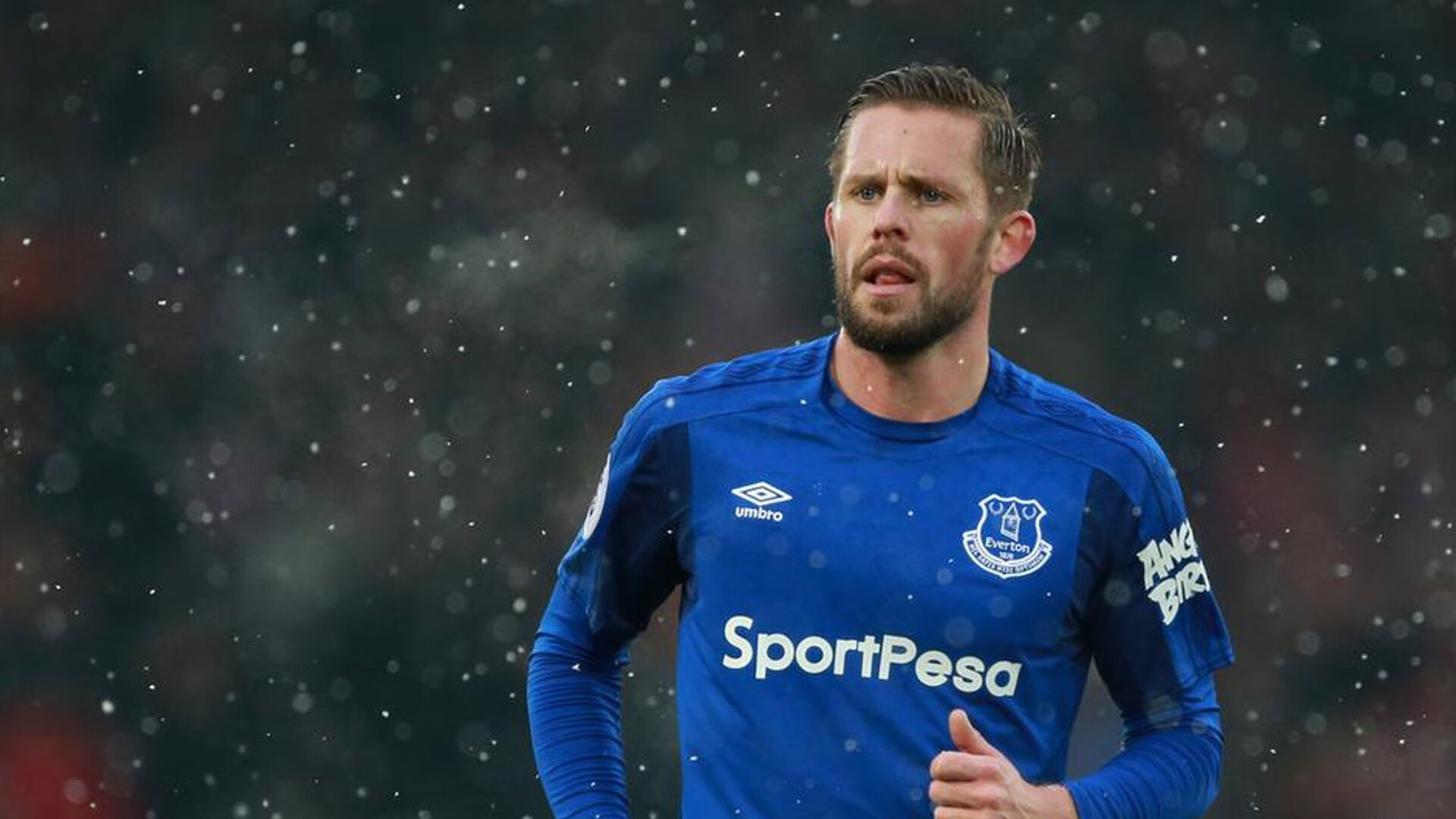 约基奇降维打击，76人绝境翻盘，一场定义赛季的焦点之战